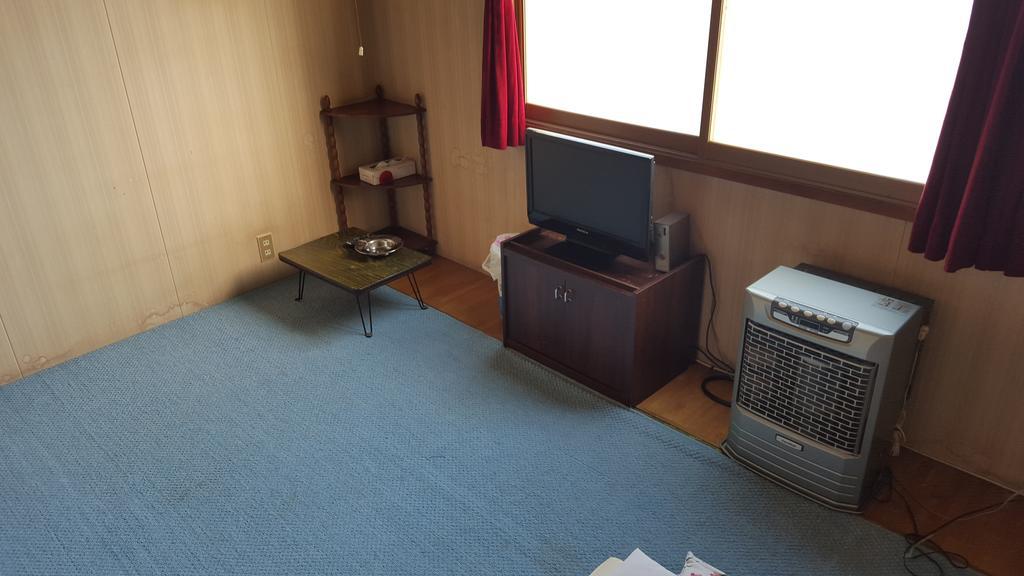 Marutake Ryokan Kutchan Exterior foto